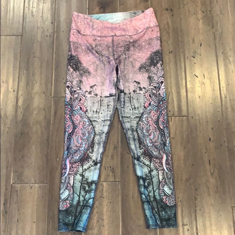 Brand New - workout pants - henna style elephant